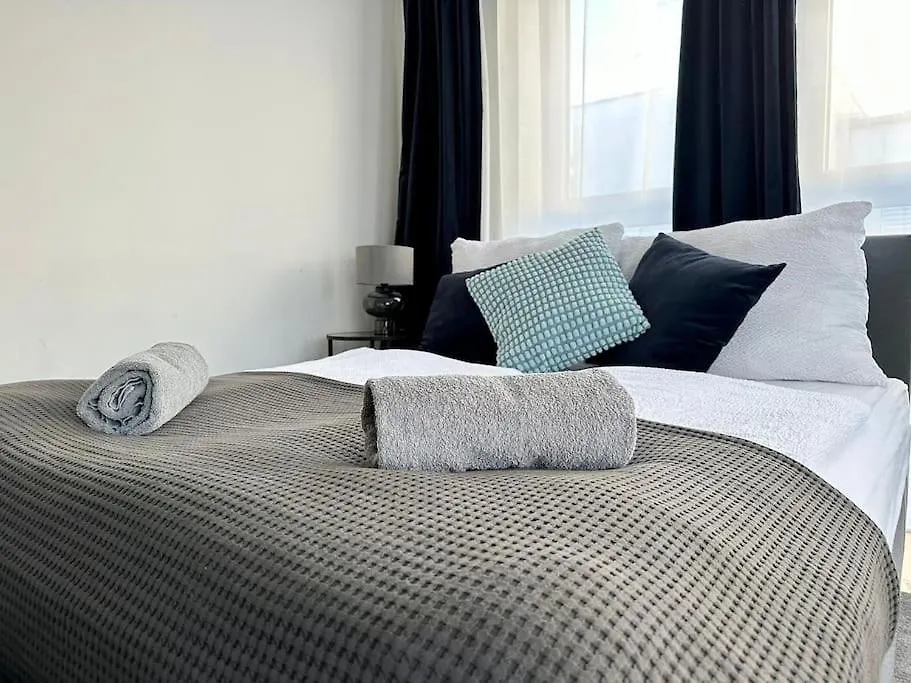 Amazing Terrace, Close To Viennas Biggest Shopping Street Apartment